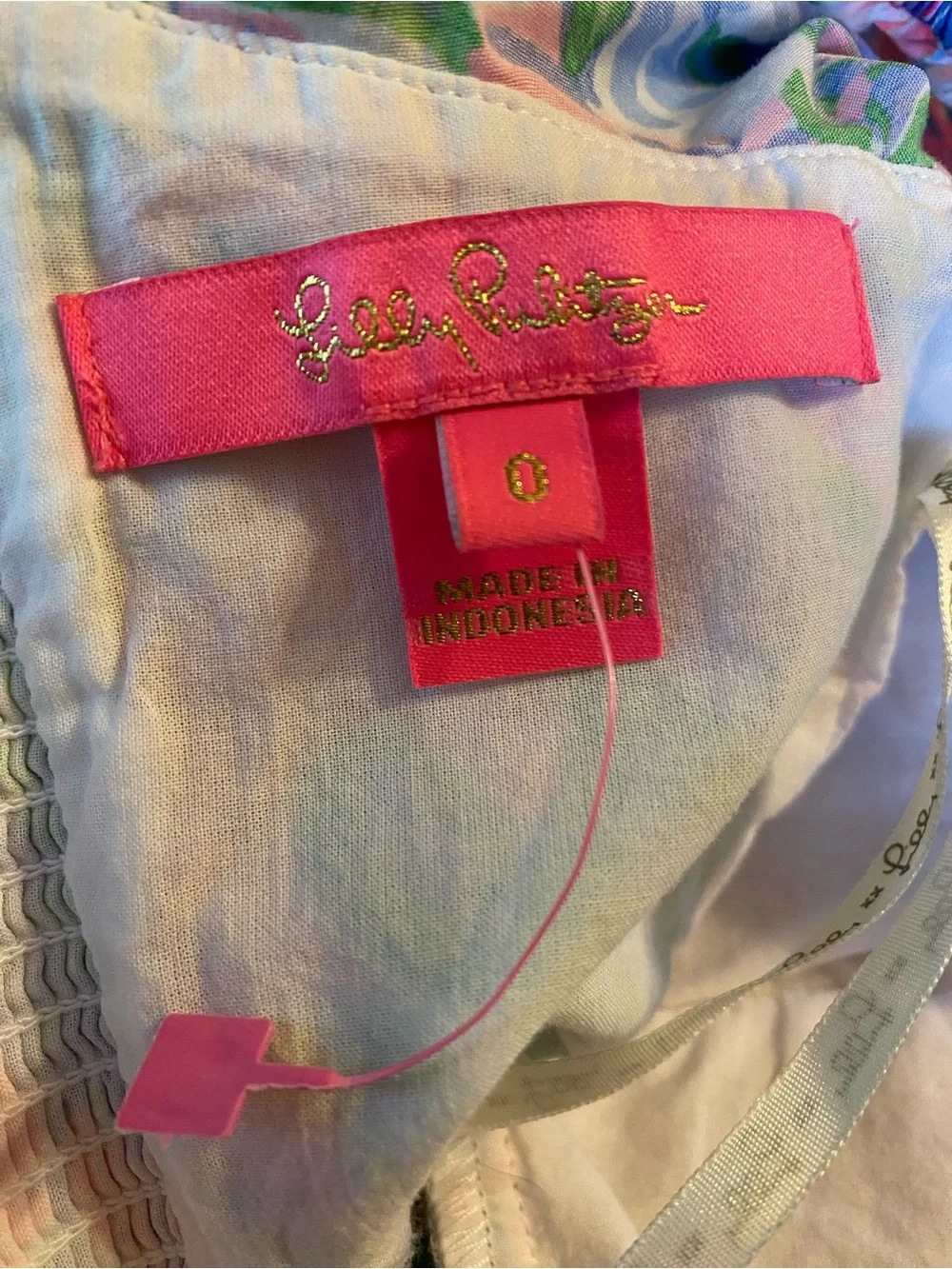 Lilly Pulitzer “Kay” Puff-Sleeve Top Cherry on Top Size 0 Like New w/o Tags